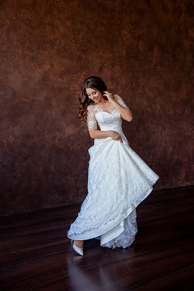 Fotografo di matrimoni Kamilla Semisotnova (kamillas). Foto del 4 marzo 2019