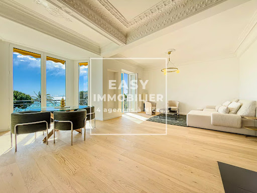 Seaside apartment 5