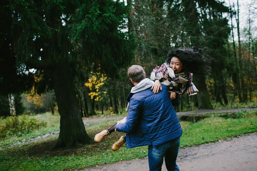 Wedding photographer Aglaya Zhuravleva (shadoof). Photo of 20 November 2017