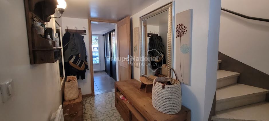 Vente maison 7 pièces 133.23 m² à Nimes (30000), 239 000 €