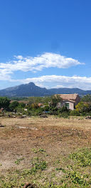 terrain à La Crau (83)