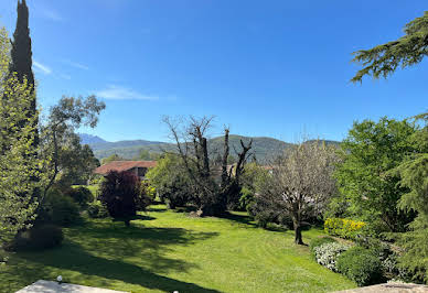 Maison avec piscine et terrasse 7