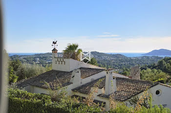 villa à Mougins (06)