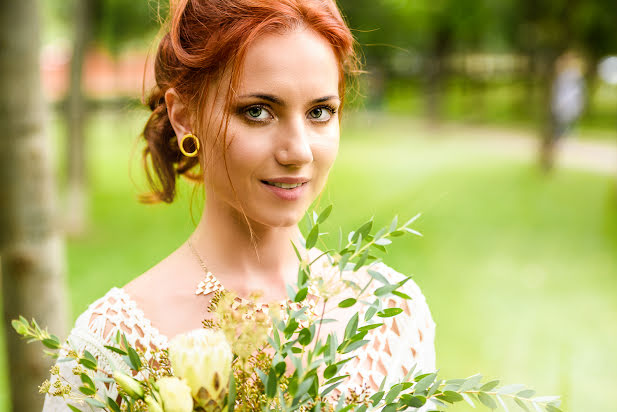 Fotógrafo de casamento Yuliya Atamanova (atamanovayuliya). Foto de 16 de setembro 2016