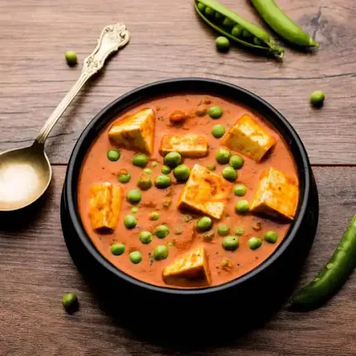 Matar Paneer