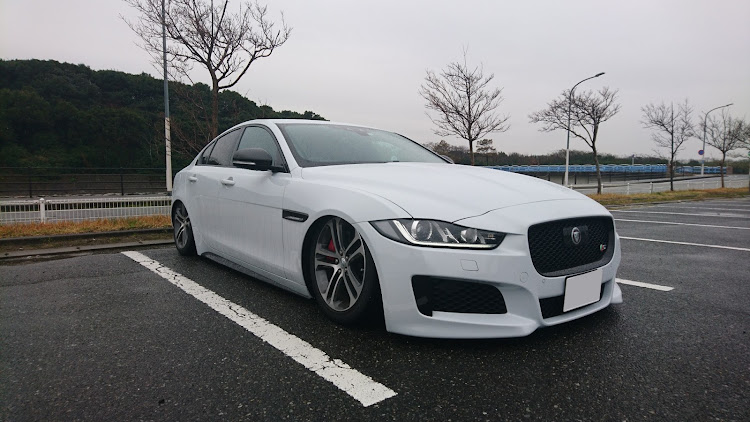 XEのエアサスに関するカスタム事例の投稿画像1枚目