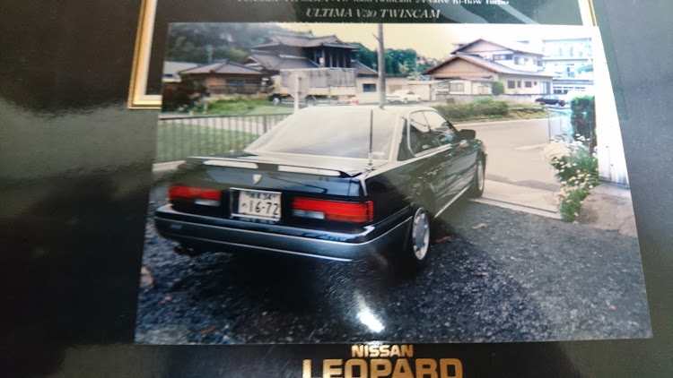 レパードの過去に所有・F31レパード・もっとあぶない刑事・港撮影に関するカスタム事例の投稿画像2枚目