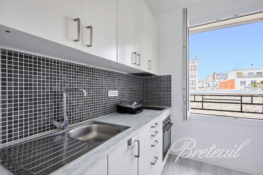 Vente appartement 2 pièces 35 m² à Paris 18ème (75018), 398 000 €