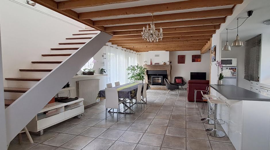 Vente maison 6 pièces 143.07 m² à Romans-sur-isere (26100), 340 000 €