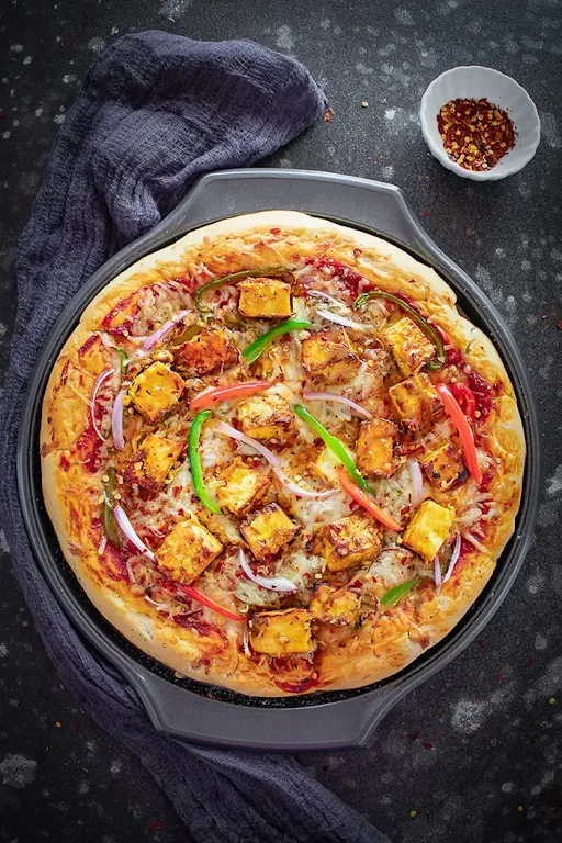 Paneer Chilli Pizza