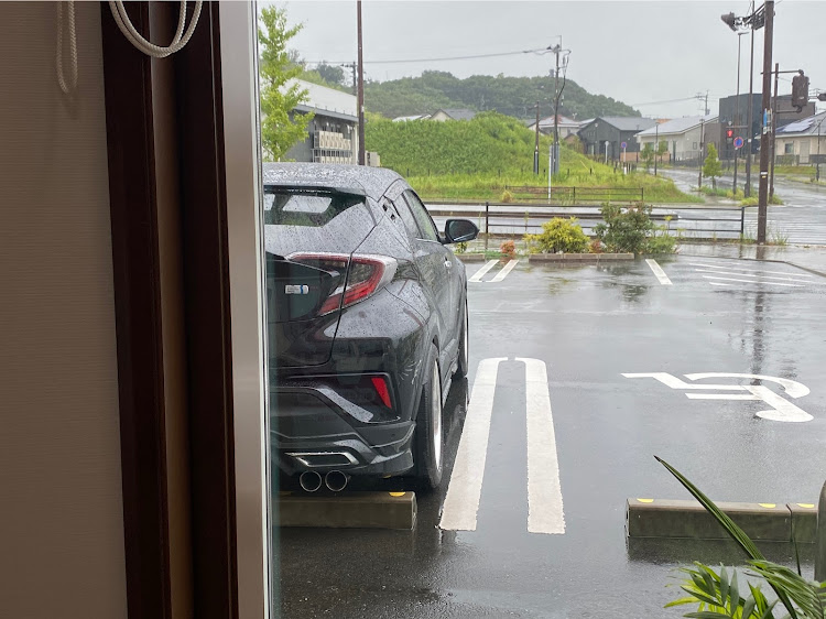 C-HRの大雨特別警報・いいねありがとうございます・大雨にご注意くださいに関するカスタム事例の投稿画像1枚目
