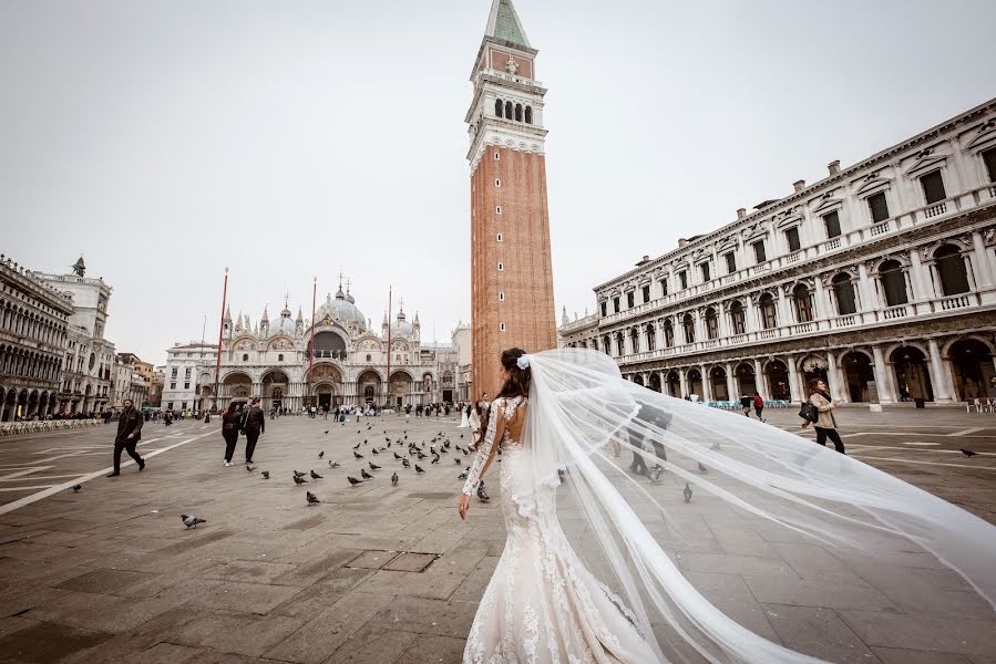 Hochzeitsfotograf Alessandro Grasso (alessandrograsso). Foto vom 10. April 2020