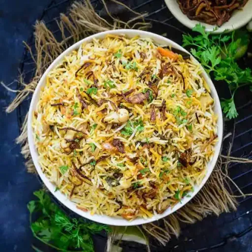 Veg Biryani And Rayta