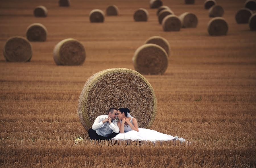 Wedding photographer Mirek Basista (fotoperla). Photo of 6 October 2016