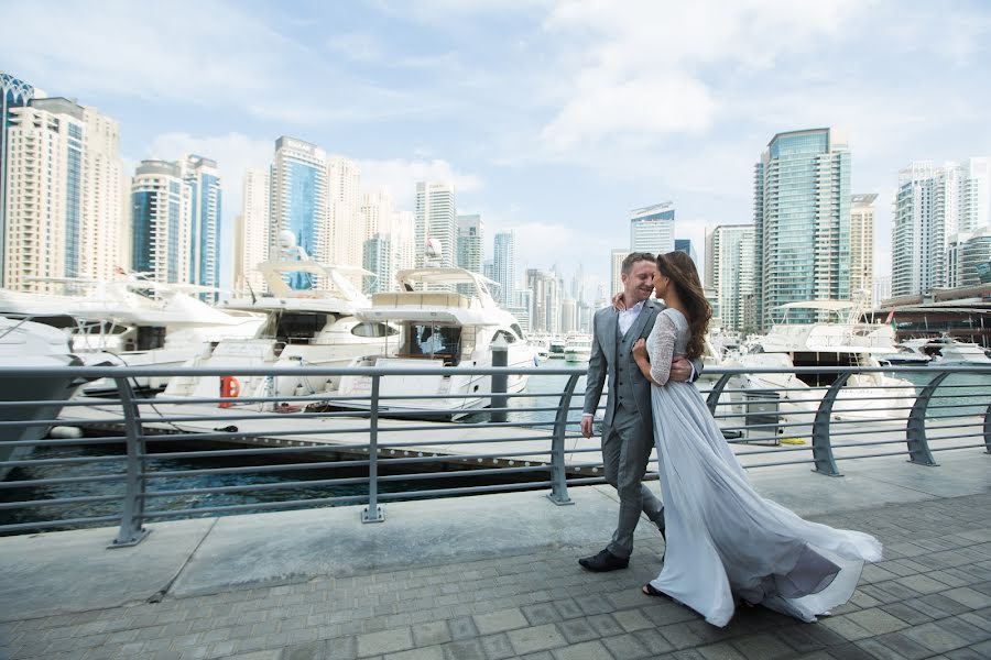 Fotógrafo de casamento Anton Kuznetsov (akuznetsov). Foto de 26 de janeiro 2017