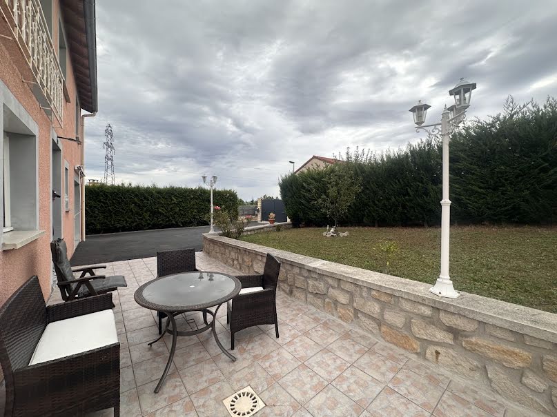 Vente maison 5 pièces 164 m² à Le Puy-en-Velay (43000), 273 000 €