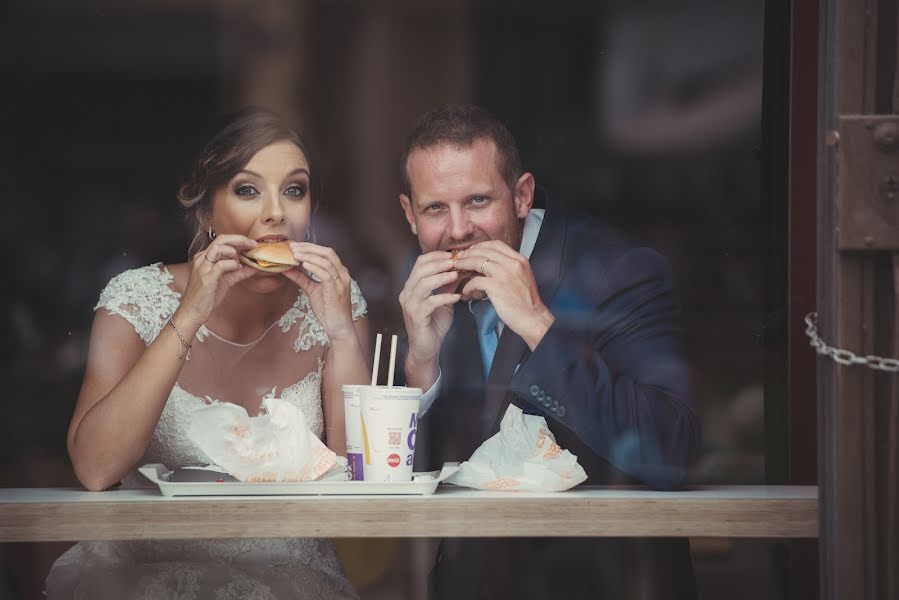 Fotografo di matrimoni Israel Diaz (video-boda). Foto del 17 ottobre 2017