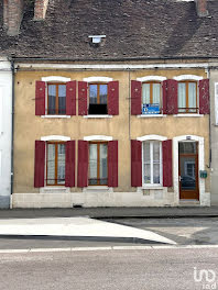 maison à Villeneuve-sur-Yonne (89)