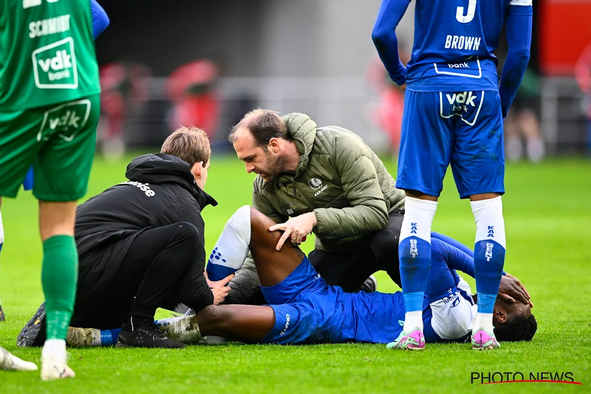 🎥 Iedereen dacht aan rood tijdens KAA Gent-Antwerp, VAR komt meteen met zeer duidelijke uitleg