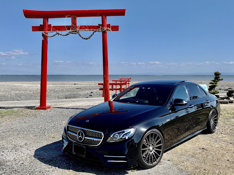Eクラス セダンの欧州車・Eクラス・メルセデスベンツ・福岡に関するカスタム事例の投稿画像1枚目