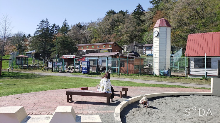 ヴォクシーの北海道・赤字丼・栗山公園・動物・天気に関するカスタム事例の投稿画像10枚目