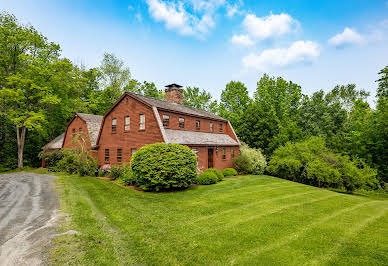 House with garden 1