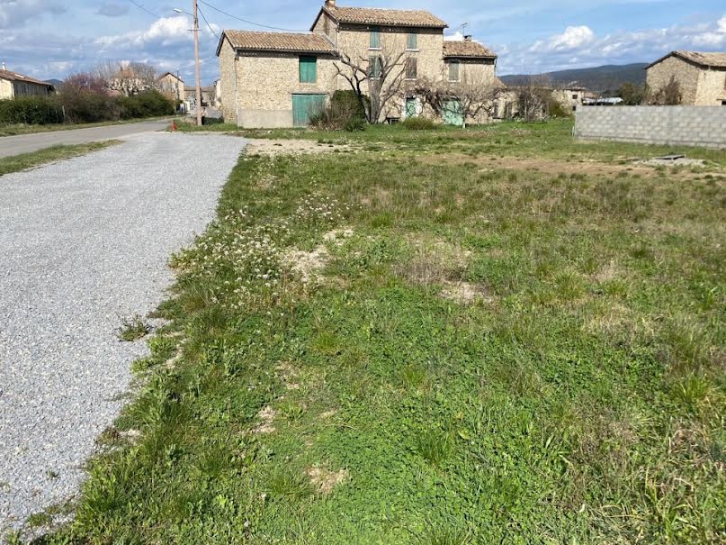 Vente terrain  750 m² à Les mees (04190), 92 000 €