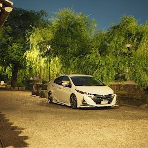 プリウスPHV ZVW52
