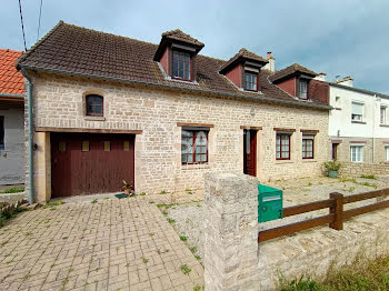 maison à Orglandes (50)