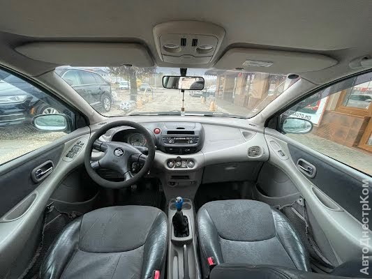 продам авто Nissan Almera Tino Almera Tino фото 5