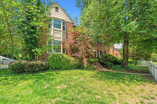 Property with pool 1