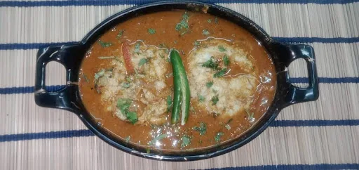 Dimer Bhapa Curry