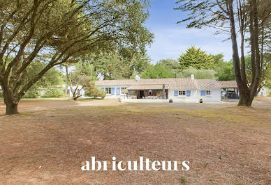 Villa with garden and terrace 1