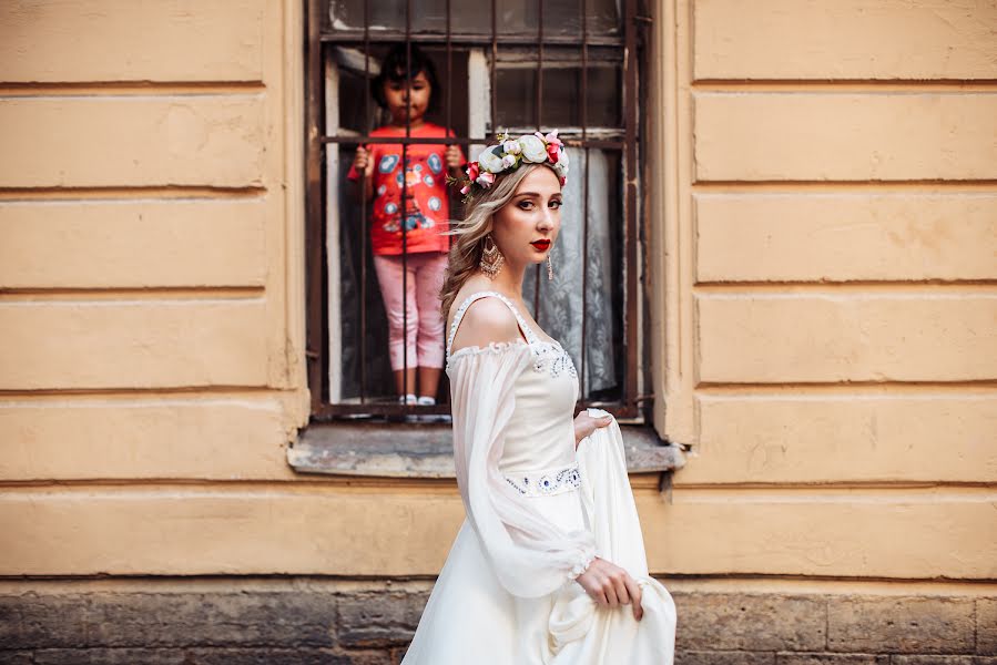 Fotógrafo de bodas Mikhail Ryakhovskiy (master). Foto del 30 de julio 2020