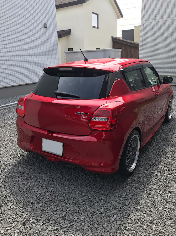 スイフトのAtsushiさんが投稿したカスタム事例の投稿画像1枚目
