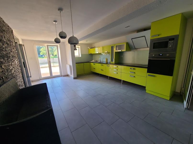 Vente appartement 3 pièces 168 m² à Novillard (90340), 129 000 €