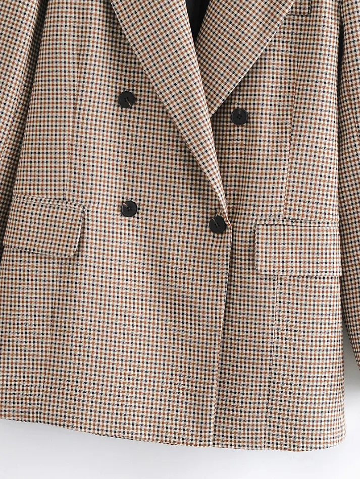 Verifique el collar de solapa de la solapa de la chaqueta impresa
