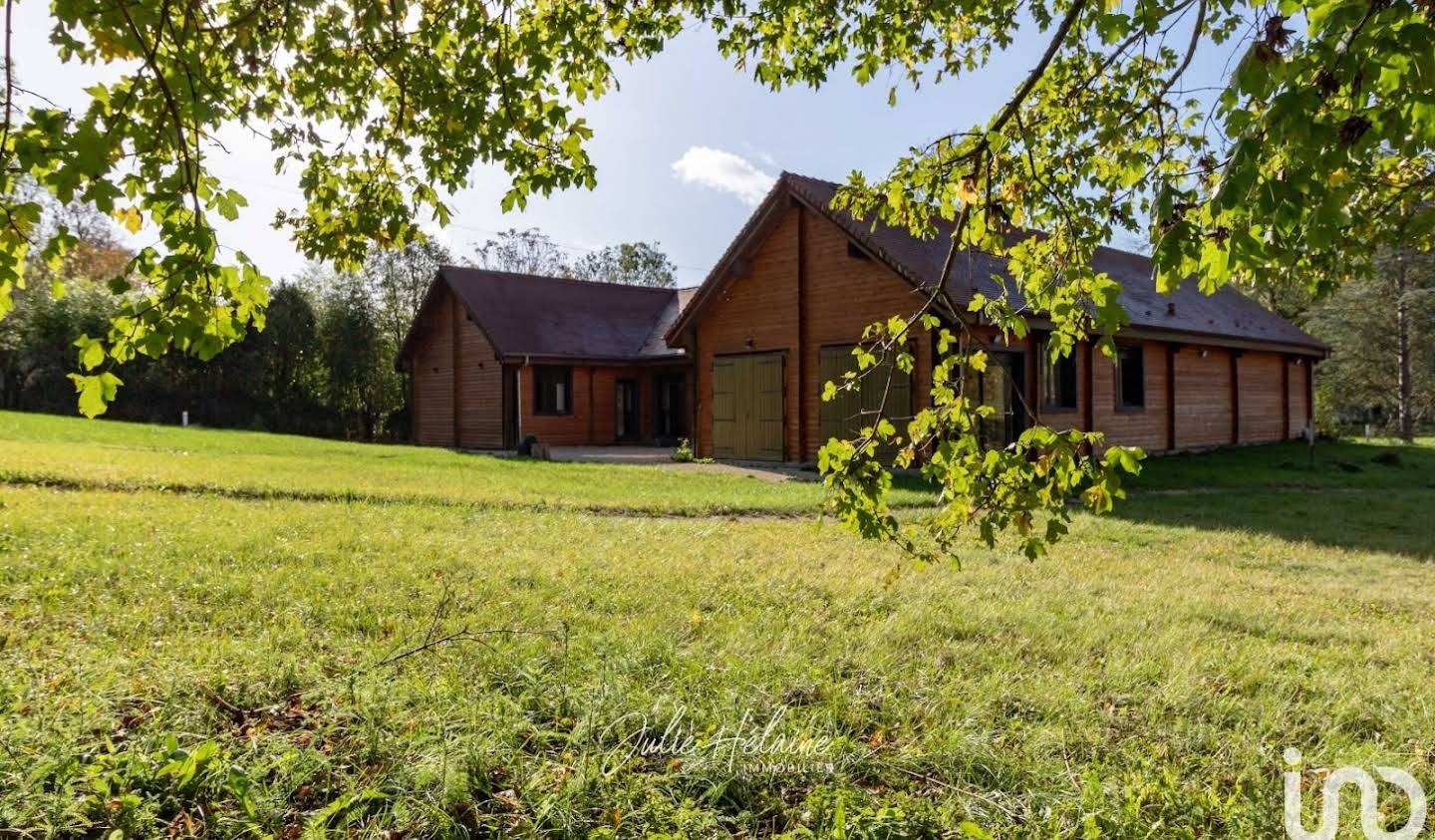 House with terrace Mareil-sur-Mauldre