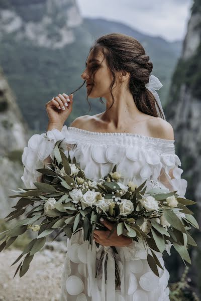 Fotografo di matrimoni Vasilina Batischeva (91w1u1v). Foto del 14 giugno 2021