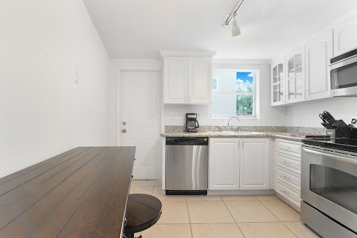 Luxury apartment / penthouse for rent in Bay Harbor Islands (United States) with terrace