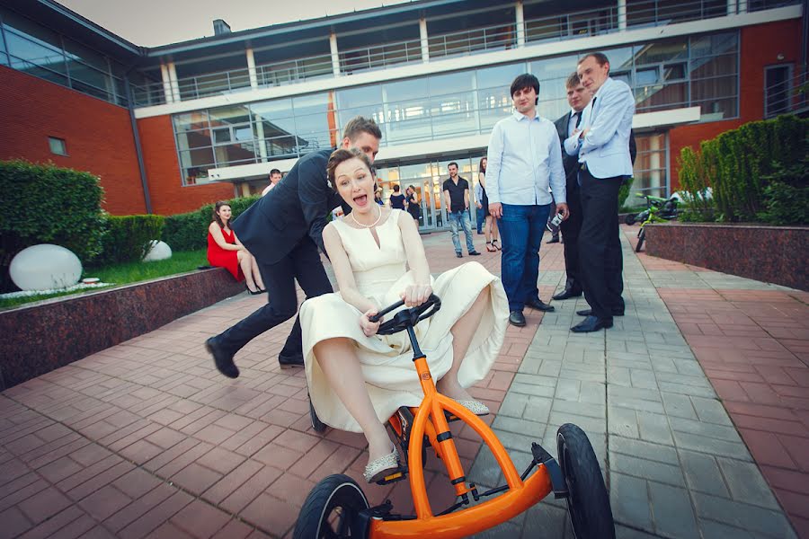 Fotógrafo de casamento Aleksey Tychinin (tichinin). Foto de 27 de maio 2014