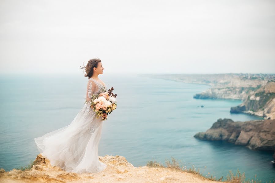 Wedding photographer Sveta Sukhoverkhova (svetasu). Photo of 1 February 2019