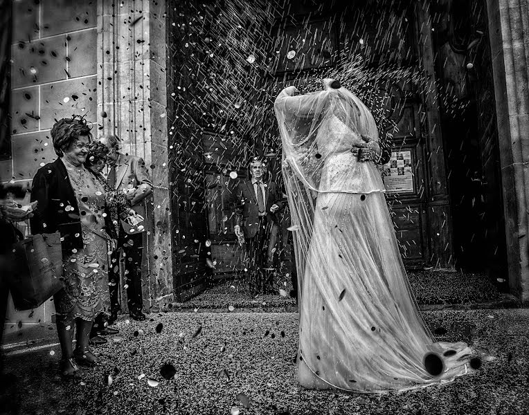 Wedding photographer Lorenzo Ruzafa (ruzafaphotograp). Photo of 18 January 2017