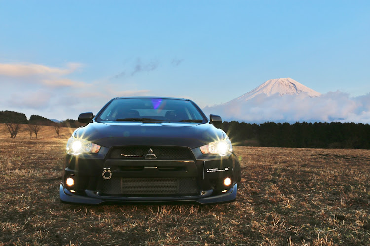 ランサーエボリューションの富士山と愛車・ドライブ・discover_ct・エロフェイスグランプリに関するカスタム事例の投稿画像4枚目