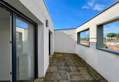 Apartment with terrace 1