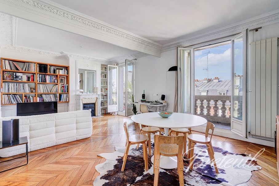 Vente appartement 3 pièces 62 m² à Paris 18ème (75018), 950 000 €