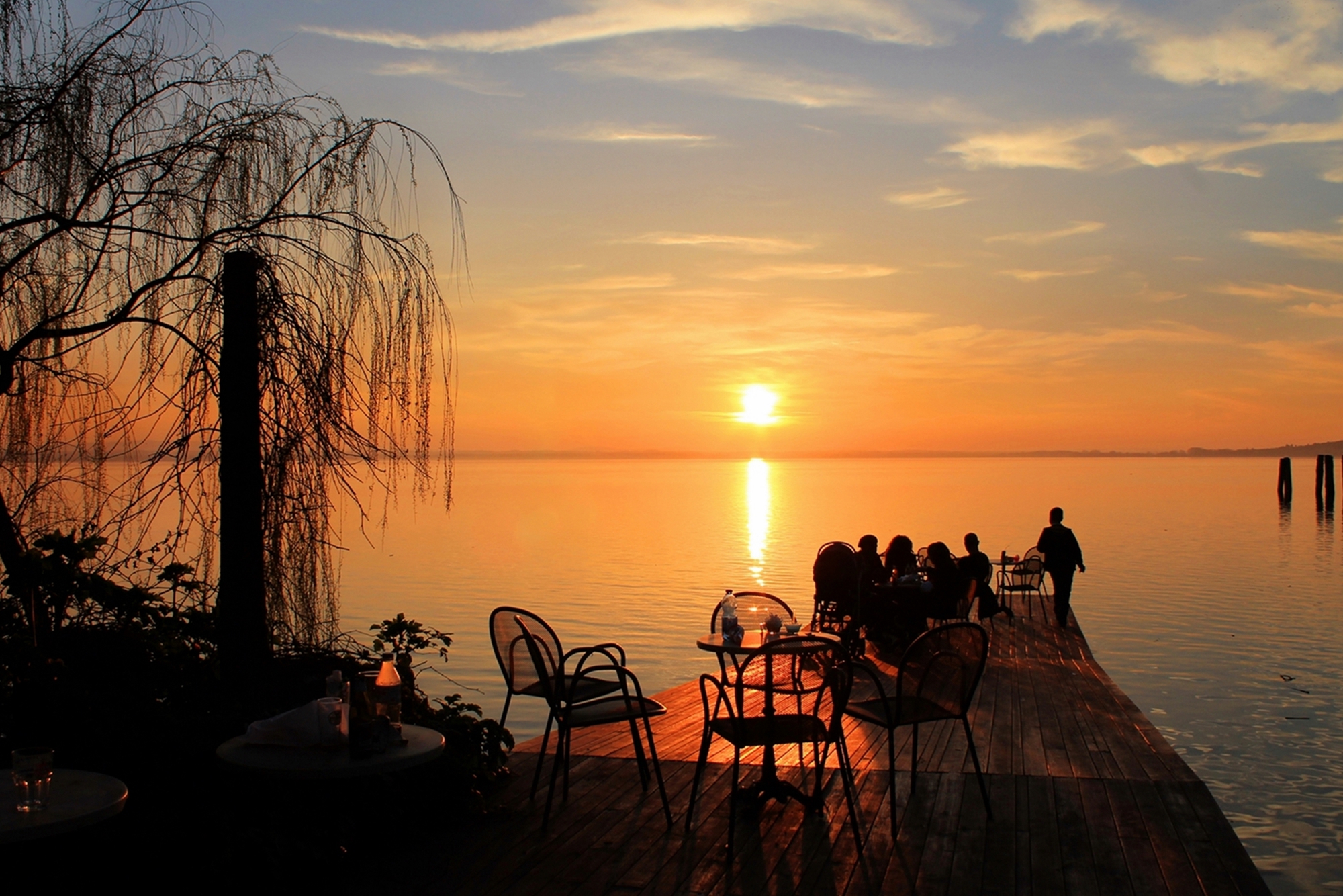 un magico tramonto  di Consuelo Meschini