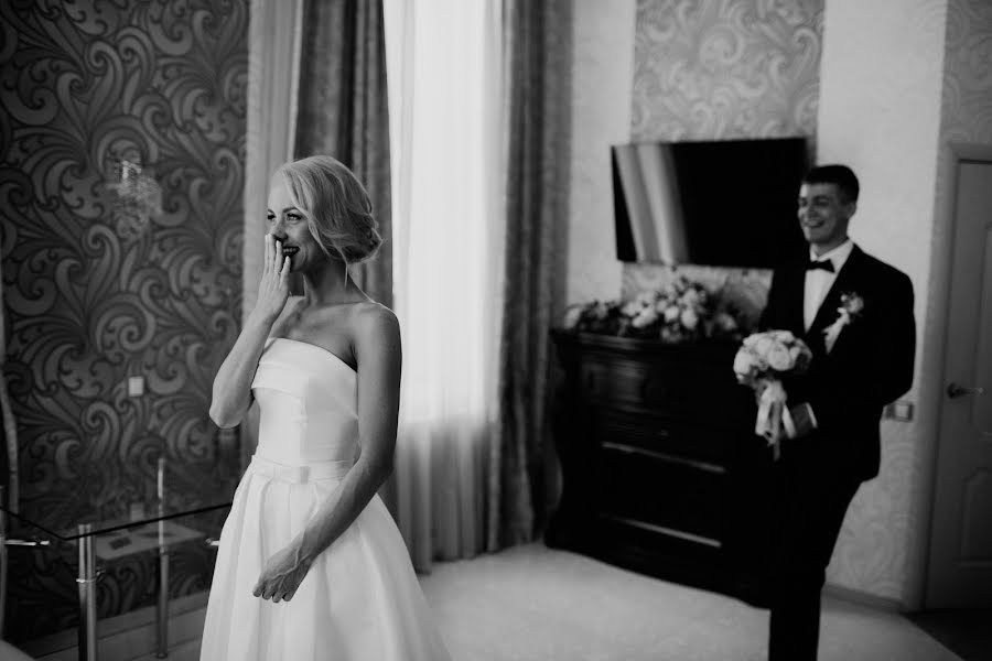 Fotografo di matrimoni Artem Suvorov (tomsuvorov). Foto del 13 marzo 2018