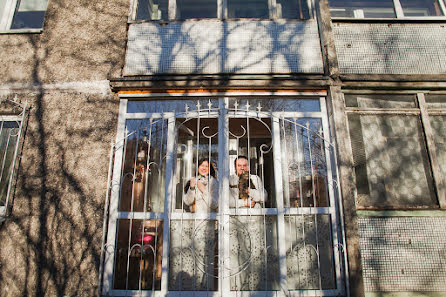 Fotógrafo de casamento Kaleriya Petrovskaya (lira192021). Foto de 29 de dezembro 2015