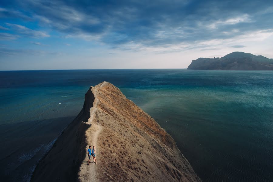 Wedding photographer Aleksandr Dyadkin (duetphotomoments). Photo of 11 July 2019